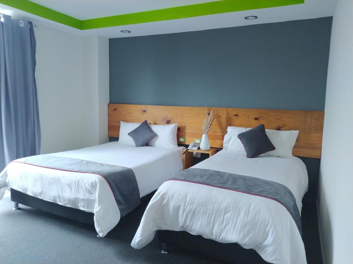Hotel Brisas Express San Cristóbal de Las Casas Dış mekan fotoğraf