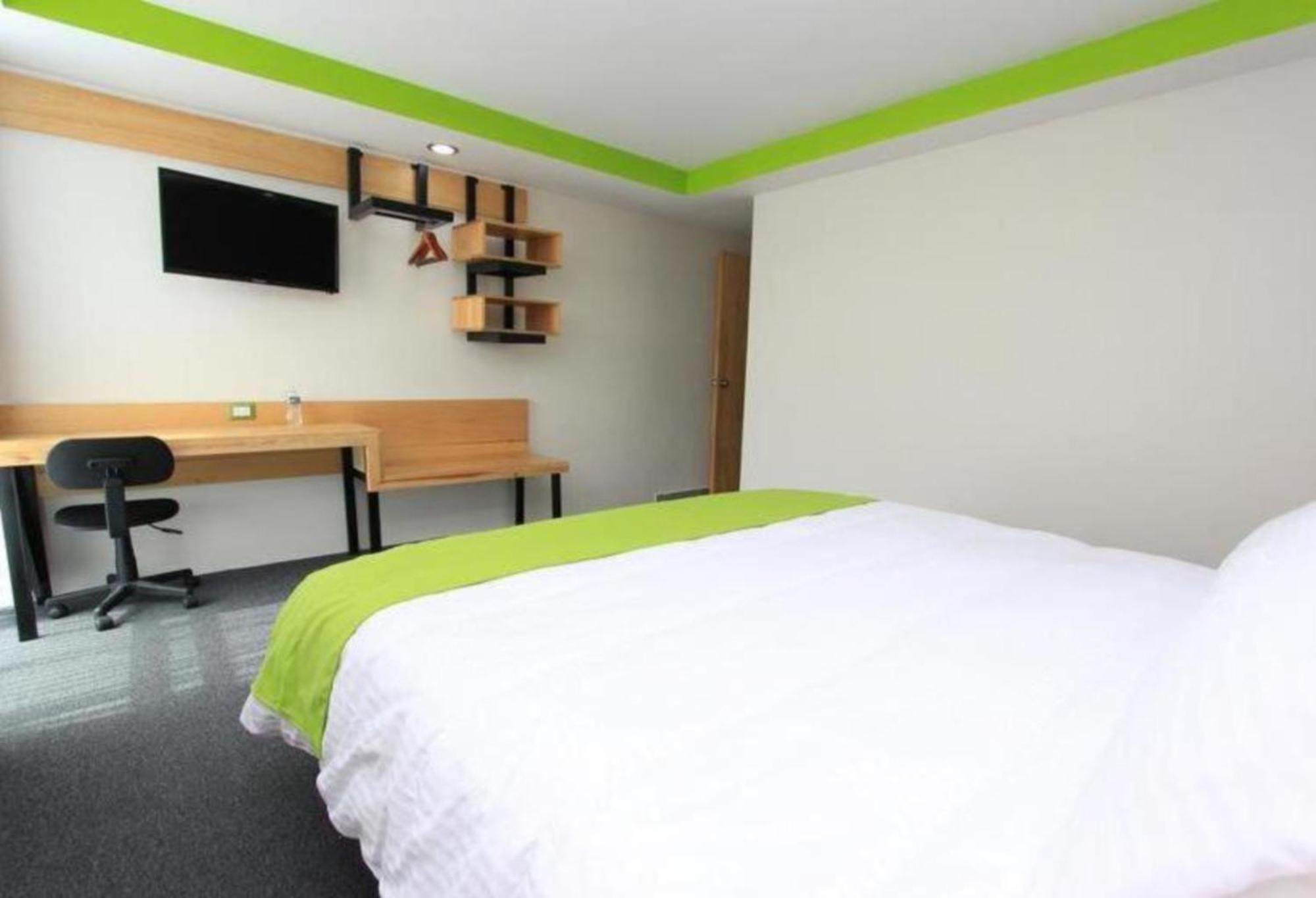 Hotel Brisas Express San Cristóbal de Las Casas Dış mekan fotoğraf